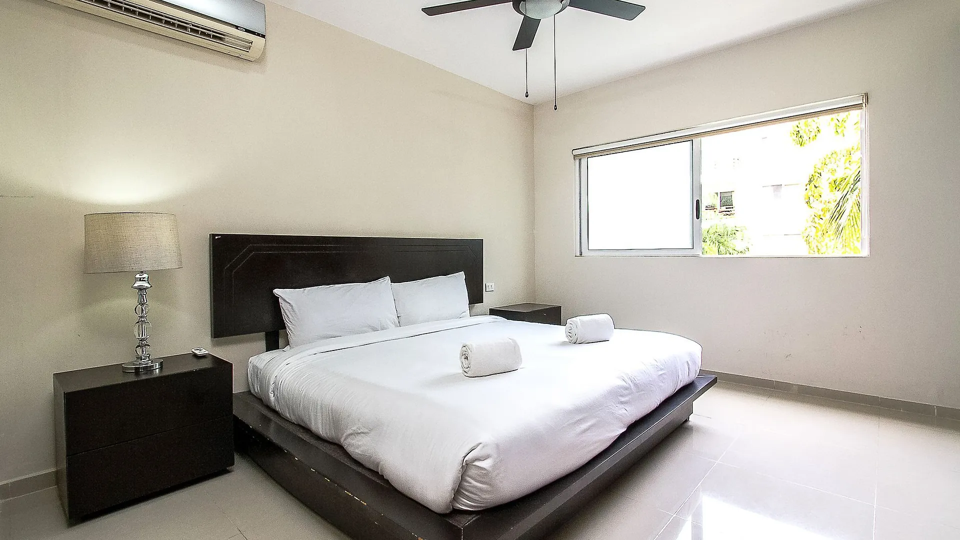 Hotel Sabbia Dowtown Condos By Mikitito Rentals Playa del Carmen Mexico
