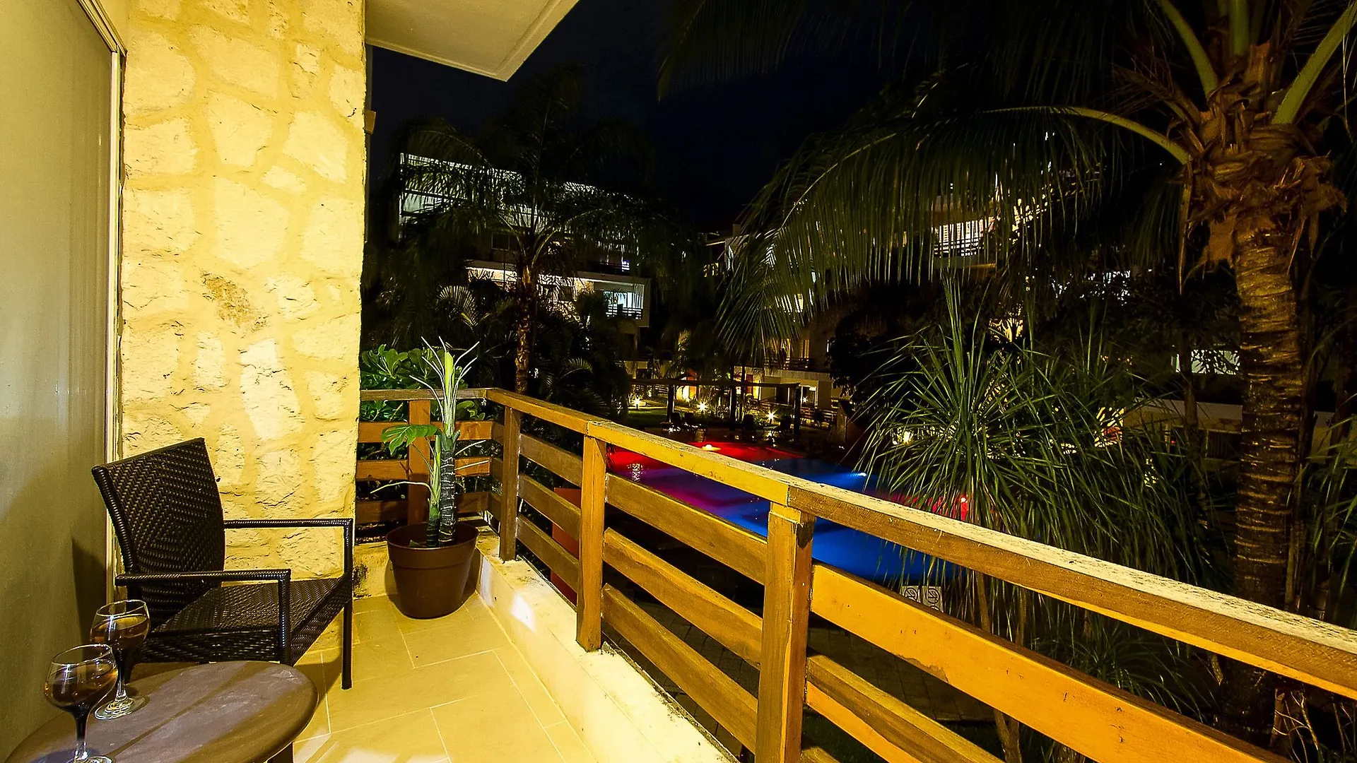 Sabbia Dowtown Condos By Mikitito Rentals Playa del Carmen Hotel